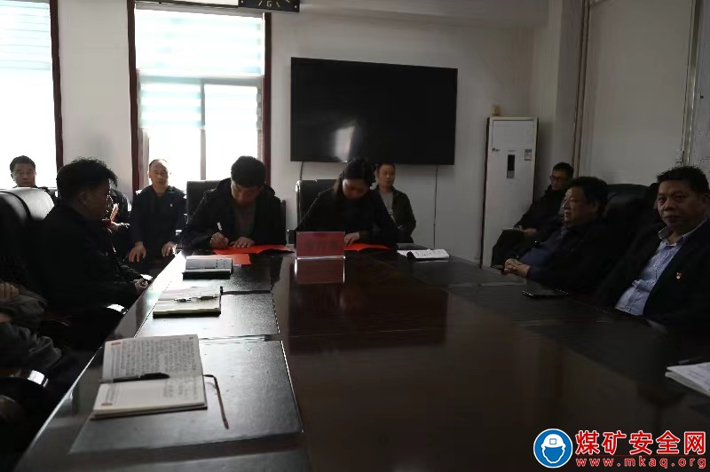 河南能源義煤公司石壕煤礦：聚焦問題促整改
