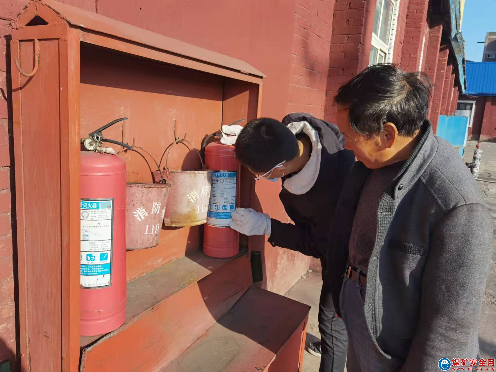 河南能源義煤公司石壕煤礦：抓住關鍵 壓實責任